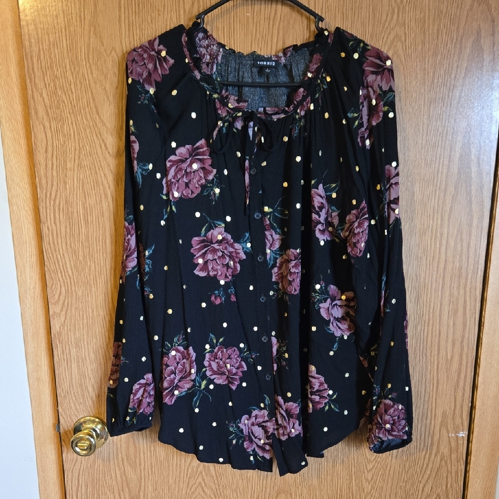 Knox Rose Black Blouse with Purple Floral Design